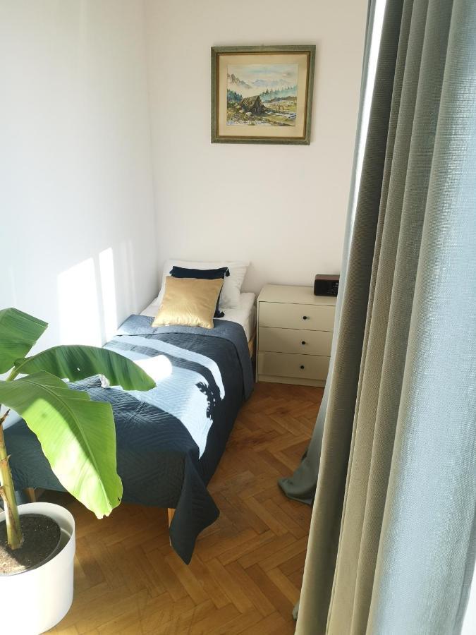 Family Quiet Corner 15 Min Old Town & Kazimierz By Homelike Krakow Bagian luar foto